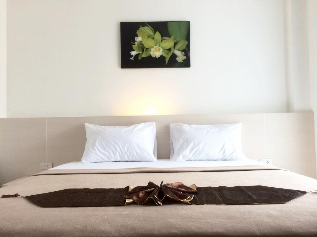 Phuthara Hostel Phuket Pokoj fotografie