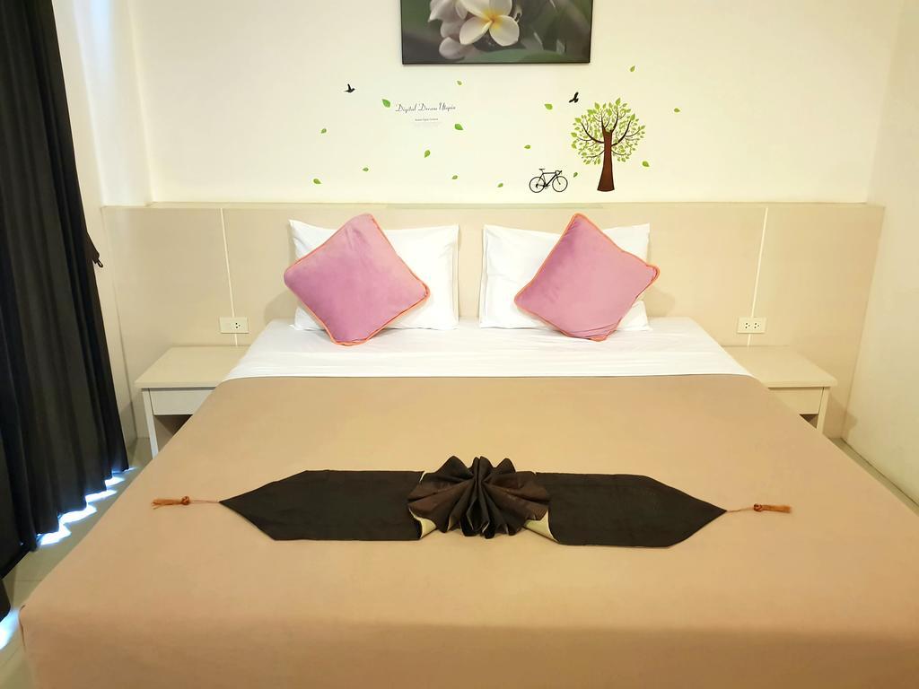 Phuthara Hostel Phuket Exteriér fotografie