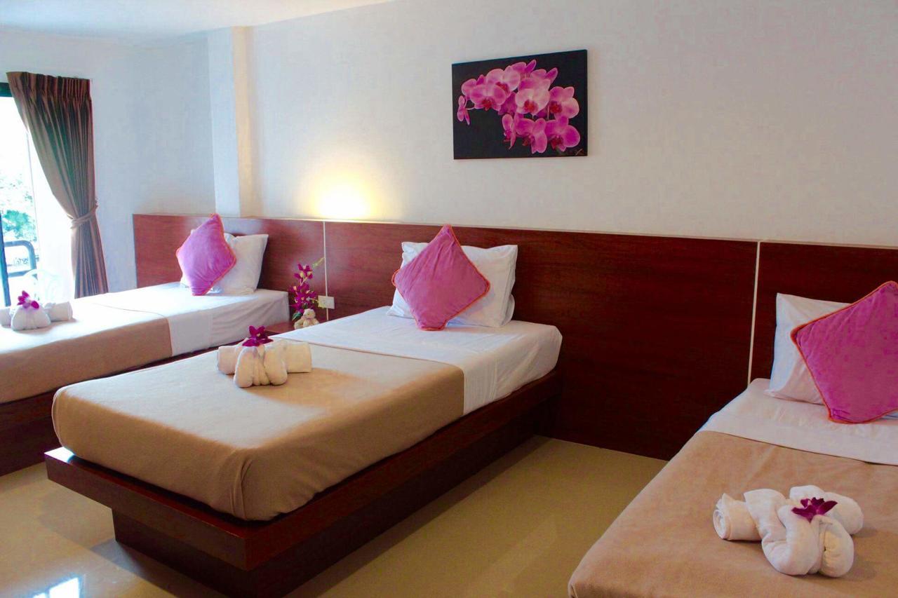 Phuthara Hostel Phuket Exteriér fotografie
